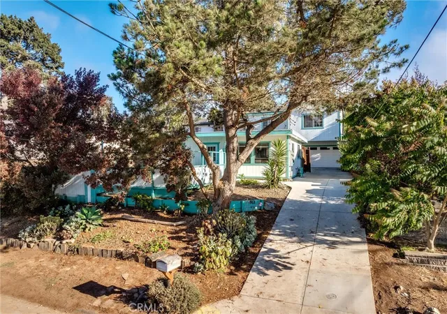 Photo 2 of Multi family home for sale at 912 914 Pacific St, Morro Bay, CA 93442 | MLS# SC26161704 | Listing updated on 2026-10-27