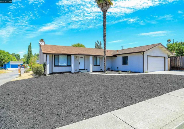 Photo 2 of Single family home for sale at 4323 Arleda Ln, Concord, CA 94521 | MLS# 41142925 | Listing updated on 2026-08-04