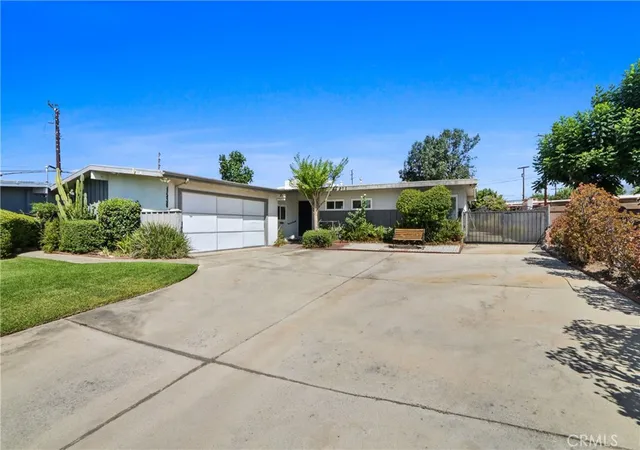 15th image of 1530 W Rosewood Ct, Ontario, CA 91762 | MLS# IV26162347