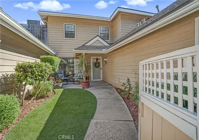 2nd image of 5110 N Fruit, Fresno, CA 93711 | MLS# SC26163612