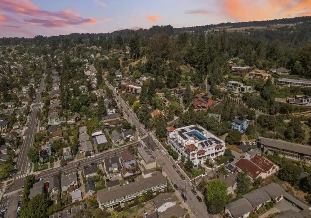 Photo 4 of Single family home for sale at 257 High St, Santa Cruz, CA 95060 | MLS# ML82055634 | Listing updated on 2026-10-12