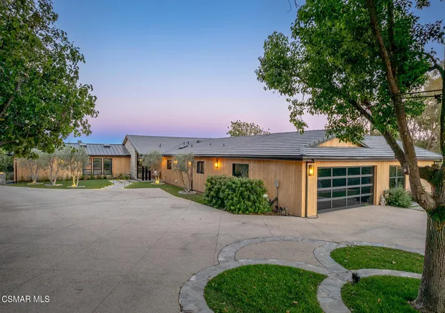 Photo 3 of Single family home for sale at 24930 Eldorado Meadow Rd, Hidden Hills, CA 91302 | MLS# 226003574 | Listing updated on 2026-08-04