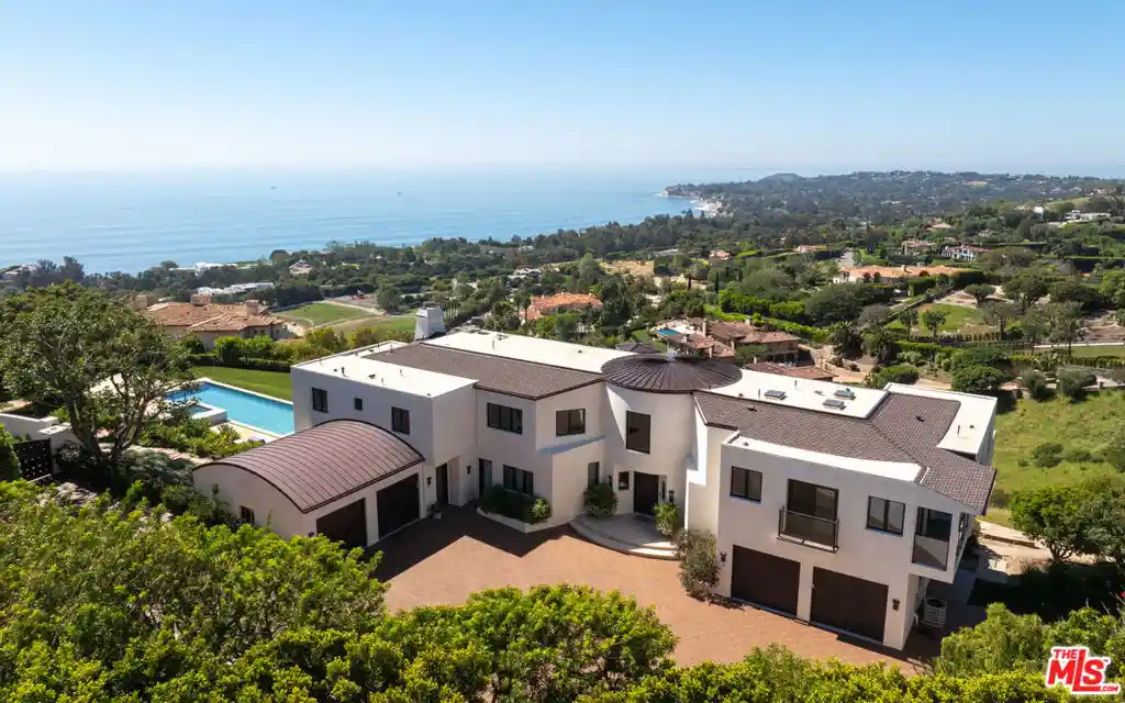 Photo 1 of Mansion for sale at 27445 Winding Way, Malibu, CA 90265 | MLS# 26865021 | Listing updated on 2026-08-04