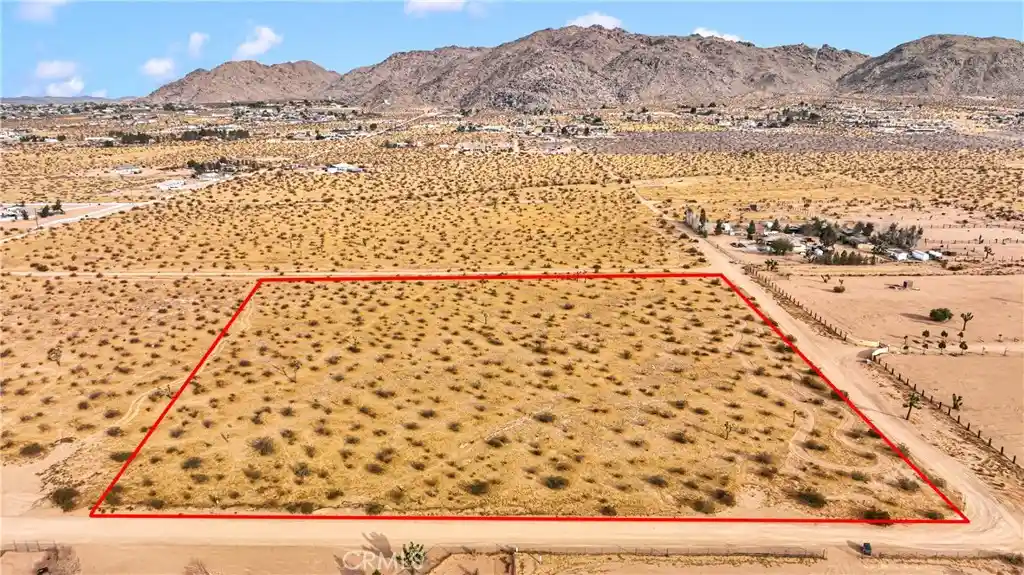 Photo 1 of Land for sale at 0 Mustang Ave, Apple Valley, CA 92307 | MLS# HD26163845 | Listing updated on 2026-07-30