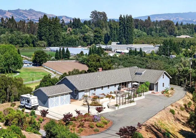 Photo 1 of Single family home for sale at 75 Skylark Ln, Watsonville, CA 95076 | MLS# ML82055653 | Listing updated on 2026-10-12