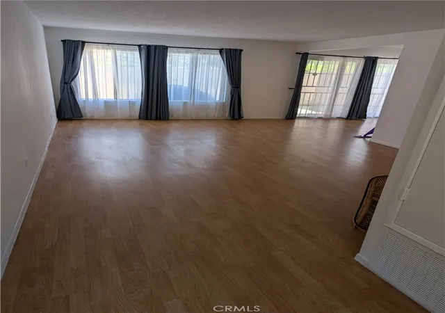 Listing Photo 5 - Condo for sale in building located at 2062 Locust Ct, San Bernardino, CA 92404