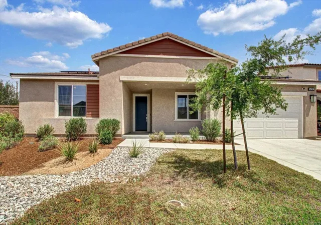 Photo 1 of Single family home for sale at 34082 Willow Stone St, Murrieta, CA 92563 | MLS# NDP2607083 | Listing updated on 2026-10-02