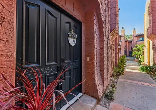 Listing Photo 2 - Condo for sale in building located at 32078 Del Cielo Oeste, Bonsall, CA 92003
