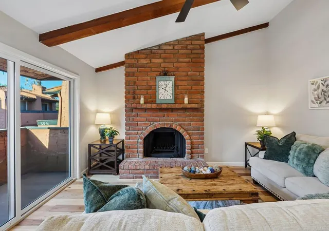 Listing Photo 5 - Condo for sale in building located at 32078 Del Cielo Oeste, Bonsall, CA 92003