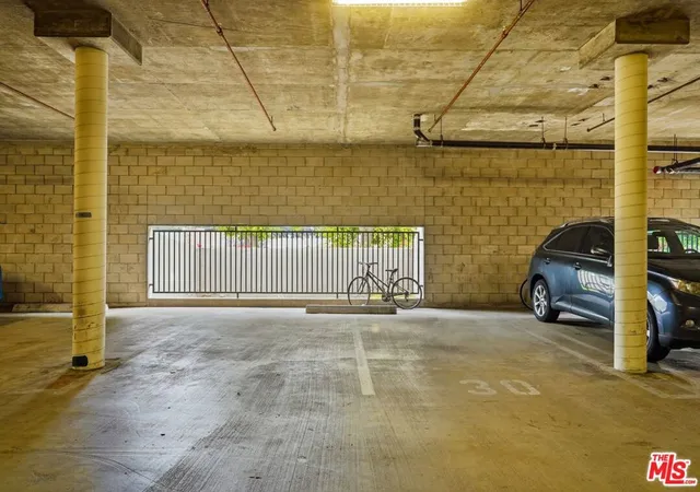image of 2930 Neilson Wy, Santa Monica, CA 90405