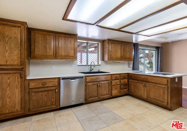 5th image of 7204 Emerson Ave, Yucca Valley, CA 92284 | MLS# 26865277