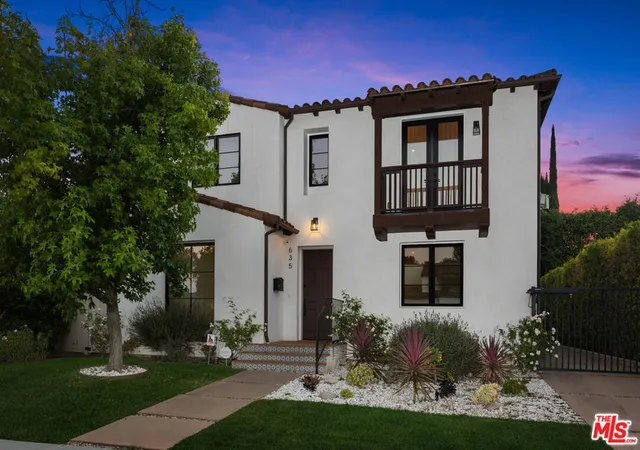 2nd image of 635 Seward St, Los Angeles, CA 90004 | MLS# 26864519