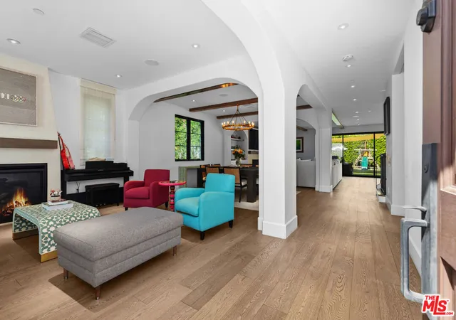 4th image of 635 Seward St, Los Angeles, CA 90004 | MLS# 26864519