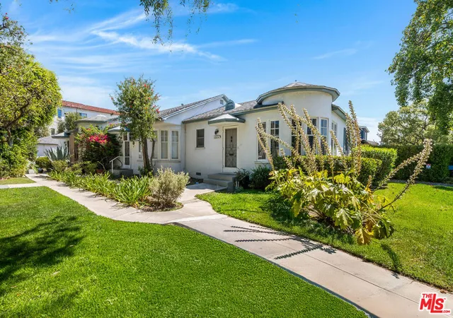 1st image of 10651 Whipple St, North Hollywood, CA 91602 | MLS# 26864929
