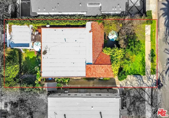 31st image of 811 N Citrus Ave, Los Angeles, CA 90038 | MLS# 26865157