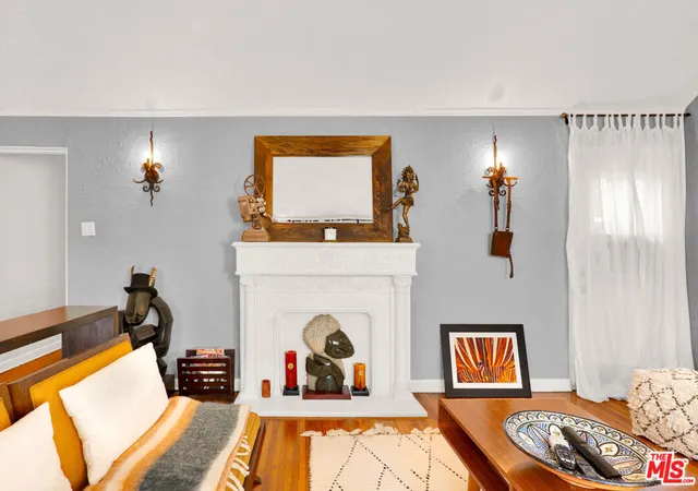 5th image of 811 N Citrus Ave, Los Angeles, CA 90038 | MLS# 26865157
