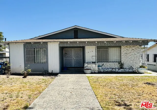 1st image of 1010 E 67th St, Inglewood, CA 90302 | MLS# 26865283