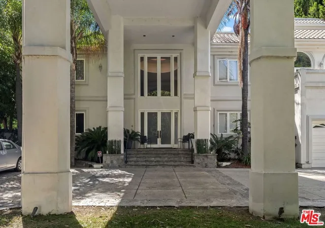Photo 1 of Mansion for sale at 4743 White Oak Ave, Encino, CA 91316 | MLS# 26865005 | Listing updated on 2026-08-05