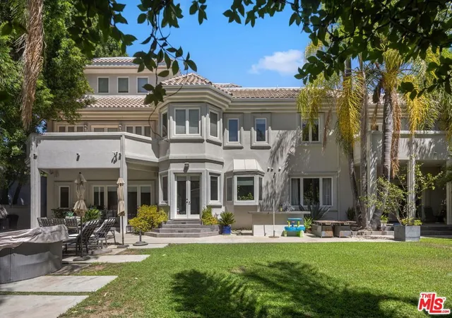 Photo 3 of Mansion for sale at 4743 White Oak Ave, Encino, CA 91316 | MLS# 26865005 | Listing updated on 2026-08-05