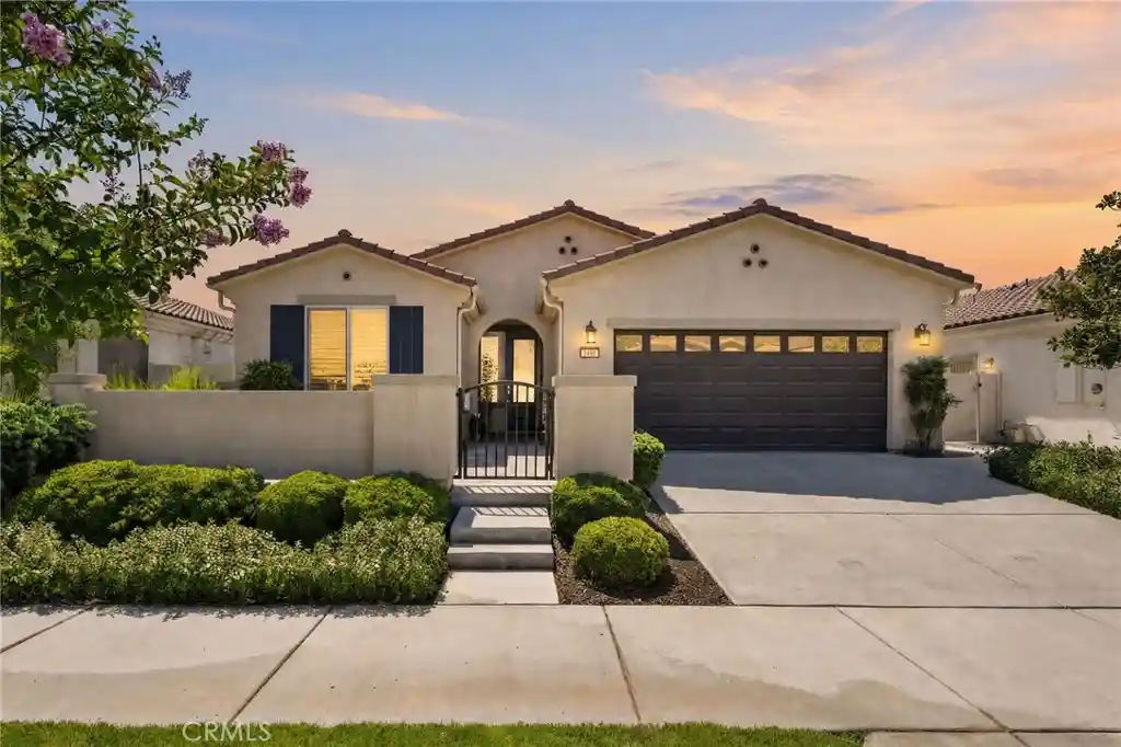 Photo 1 of Single family home for sale at 1467 Via Rojas, Hemet, CA 92545 | MLS# SW26163908 | Listing updated on 2026-07-29
