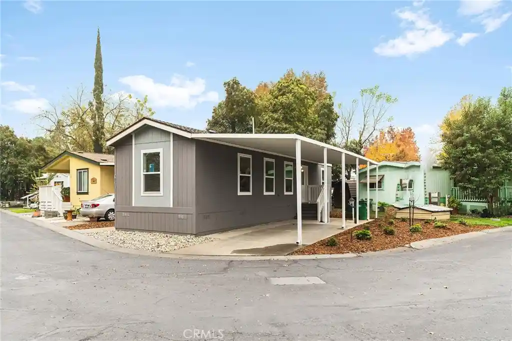 Manufactured home for sale at 567 E Lassen Ave #102, Chico, CA 95973 | MLS# SN26163425