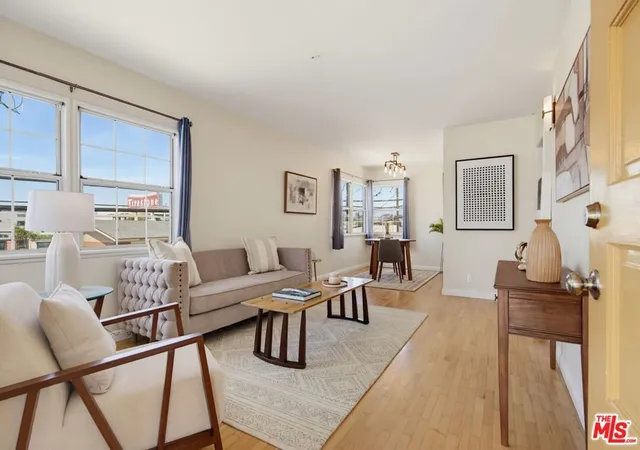 1st image of 1834 9th St #5, Santa Monica, CA 90404 | MLS# 26864333