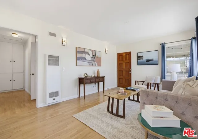 5th image of 1834 9Th St #5, Santa Monica, CA 90404 | MLS# 26864333