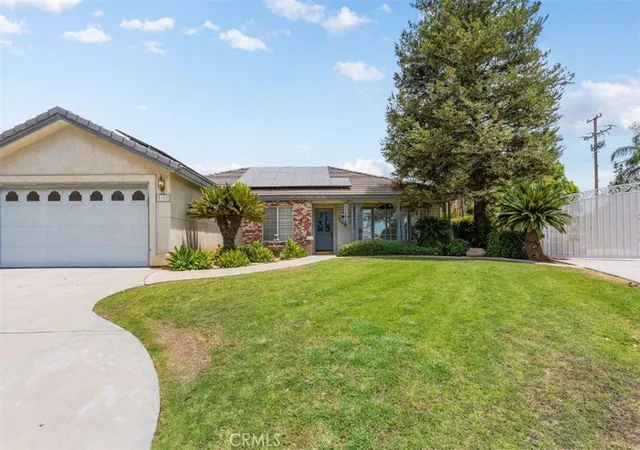 Photo 1 of Single family home for sale at 5102 Omaha, Bakersfield, CA 93312 | MLS# PI26164459 | Listing updated on 2026-10-12