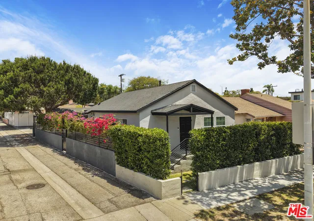 1st image of 4216 Sawtelle Blvd, Los Angeles, CA 90066 | MLS# 26865337