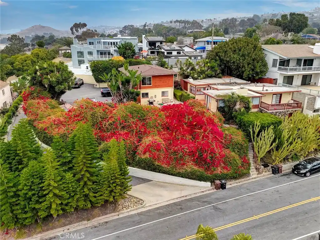 Multi family home for sale at 139 Avenida Sierra, San Clemente, CA 92672 | MLS# SR26154605