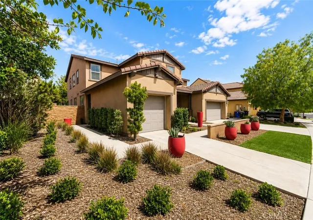 Photo 2 of Single family home for sale at 2750 Kings Cyn Dr, Riverside, CA 92509 | MLS# CV26164560 | Listing updated on 2026-10-12