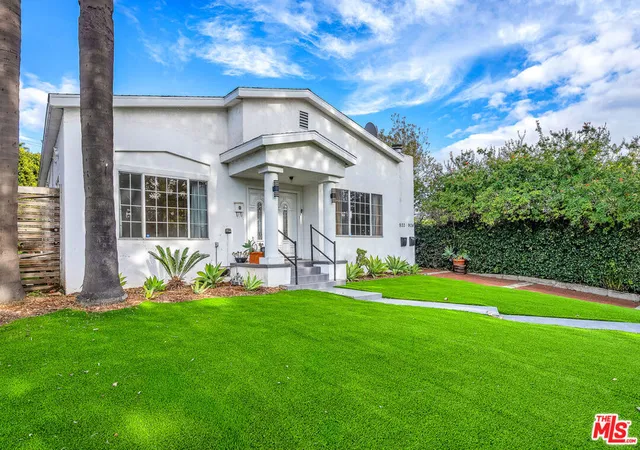 Photo 2 of Single family home for sale at 922 S Bundy Dr, Los Angeles, CA 90049 | MLS# 26865427 | Listing updated on 2026-09-24