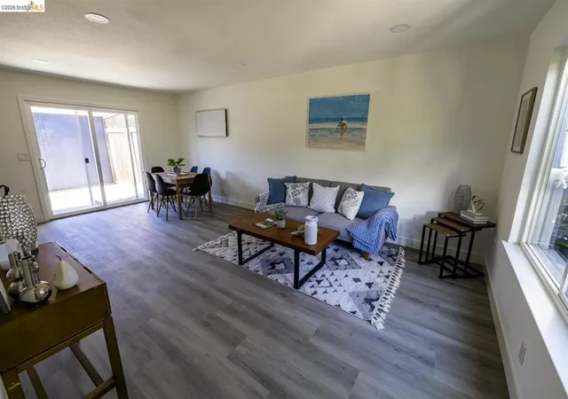 Photo 3 of Sale Pending at 140 El Capitan Ln, Antioch, CA 94509 | MLS# 41143069 | Listing updated on 2026-10-09