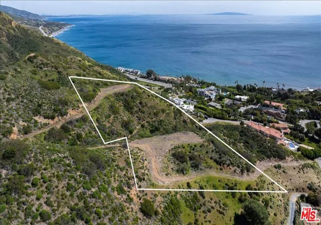 3rd image of 26907 Sea Vista Dr, Malibu, CA 90265 | MLS# 26863975