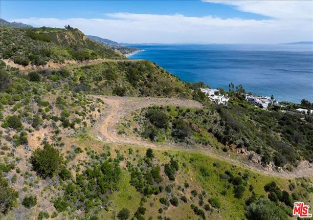 4th image of 26907 Sea Vista Dr, Malibu, CA 90265 | MLS# 26863975