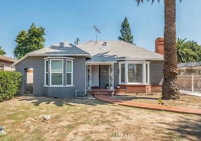 Photo 3 of Single family home for sale at 5646 Vesper, Los Angeles, CA 91411 | MLS# SR26164667 | Listing updated on 2026-09-24