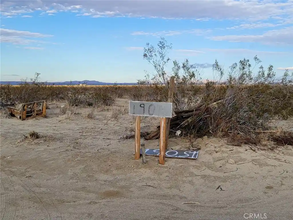 Photo 1 of Land for sale at 0 190 St E & Ave T4, Palmdale, CA 93591 | MLS# SR26164612 | Listing updated on 2026-07-28