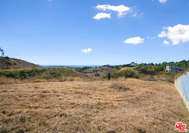 2nd image of 6041 Kanan Dume Rd, Malibu, CA 90265 | MLS# 26863317