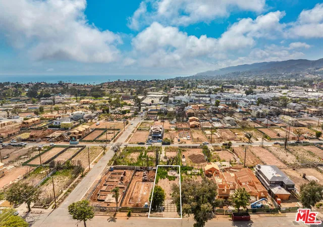 4th image of 911 Hartzell St, Pacific Palisades, CA 90272 | MLS# 26849417