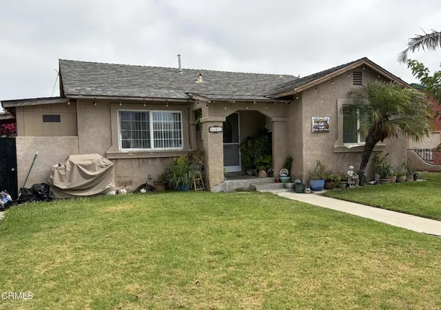 Multi family home for sale at 639 W 641 Kamala St, Oxnard, CA 93033 | MLS# V1-37859
