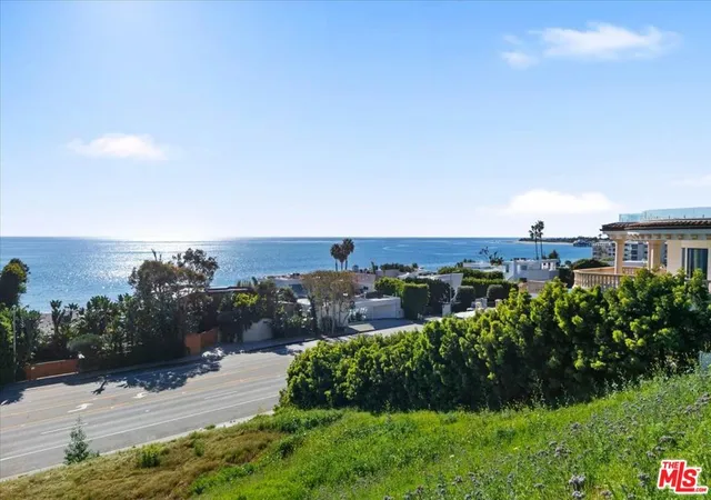4th image of 22411 Pacific Coast Hwy, Malibu, CA 90265 | MLS# 26863293