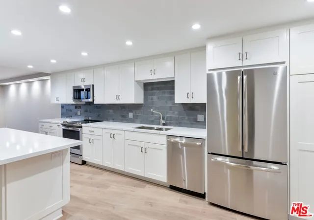 4th image of 4265 Marina City Dr #415, Marina Del Rey, CA 90292 | MLS# 26863647