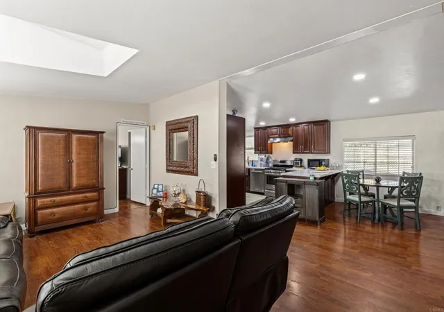 Photo 4 of Sale Pending at 400 N Melrose Dr #23, Vista, CA 92083 | MLS# NDP2607112 | Listing updated on 2026-10-02