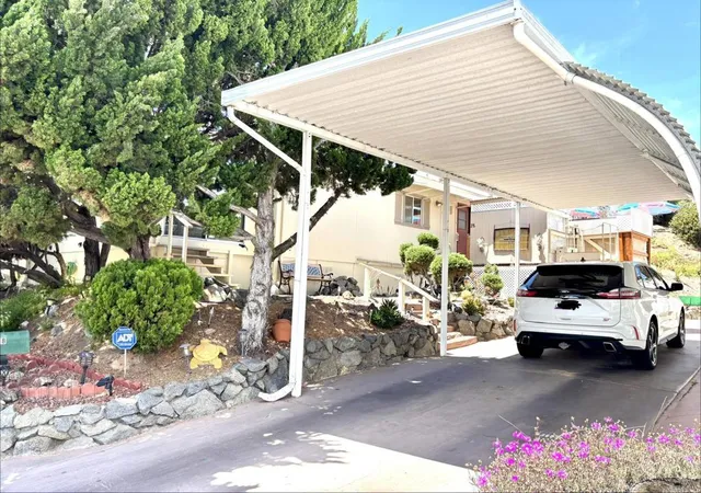 1st image of 955 Howard #28, Escondido, CA 92029 | MLS# NDP2607116