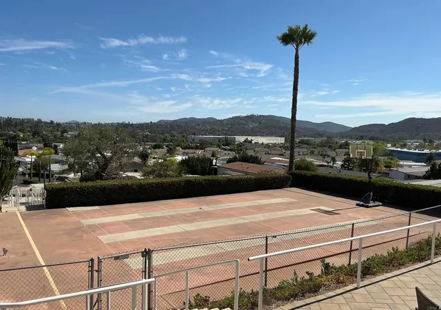 39th image of 955 Howard #28, Escondido, CA 92029 | MLS# NDP2607116