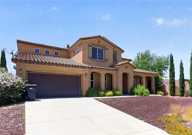 Photo 3 of Sale Pending at 42437 71st West, Lancaster, CA 93536 | MLS# PW26164911 | Listing updated on 2026-10-02