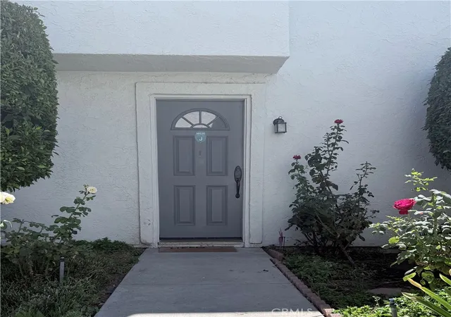 Photo 1 of Townhouse for sale at 18535 Mayall St #J, Northridge, CA 91324 | MLS# SR26163904 | Listing updated on 2026-10-28