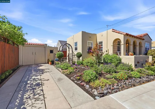 2nd image of 270 E 15th, Pittsburg, CA 94565 | MLS# 41143107