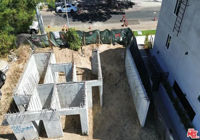 4th image of 14822 Delano St, Los Angeles, CA 91411 | MLS# 26865503