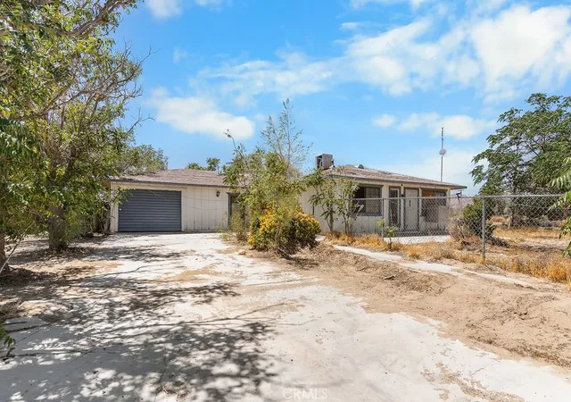 Photo 1 of Single family home for sale at 31707 Furst St, Lucerne Valley, CA 92356 | MLS# HD26164672 | Listing updated on 2026-09-29
